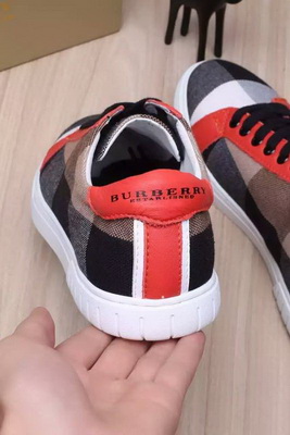 Burberry Fashion Men Sneakers--105